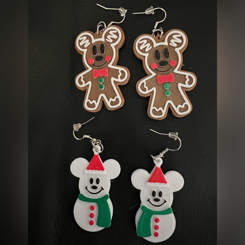 NWOT Disney Mickey Mouse 2 pairs Christmas earrings